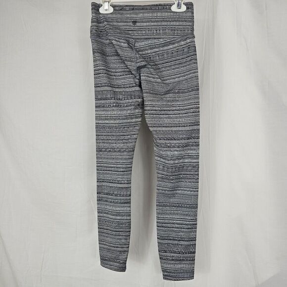 Athleta HIGH RISE JACQUARD CHATURANGA™ 7/8 TIGHT Size XS Black - Picture 5 of 8